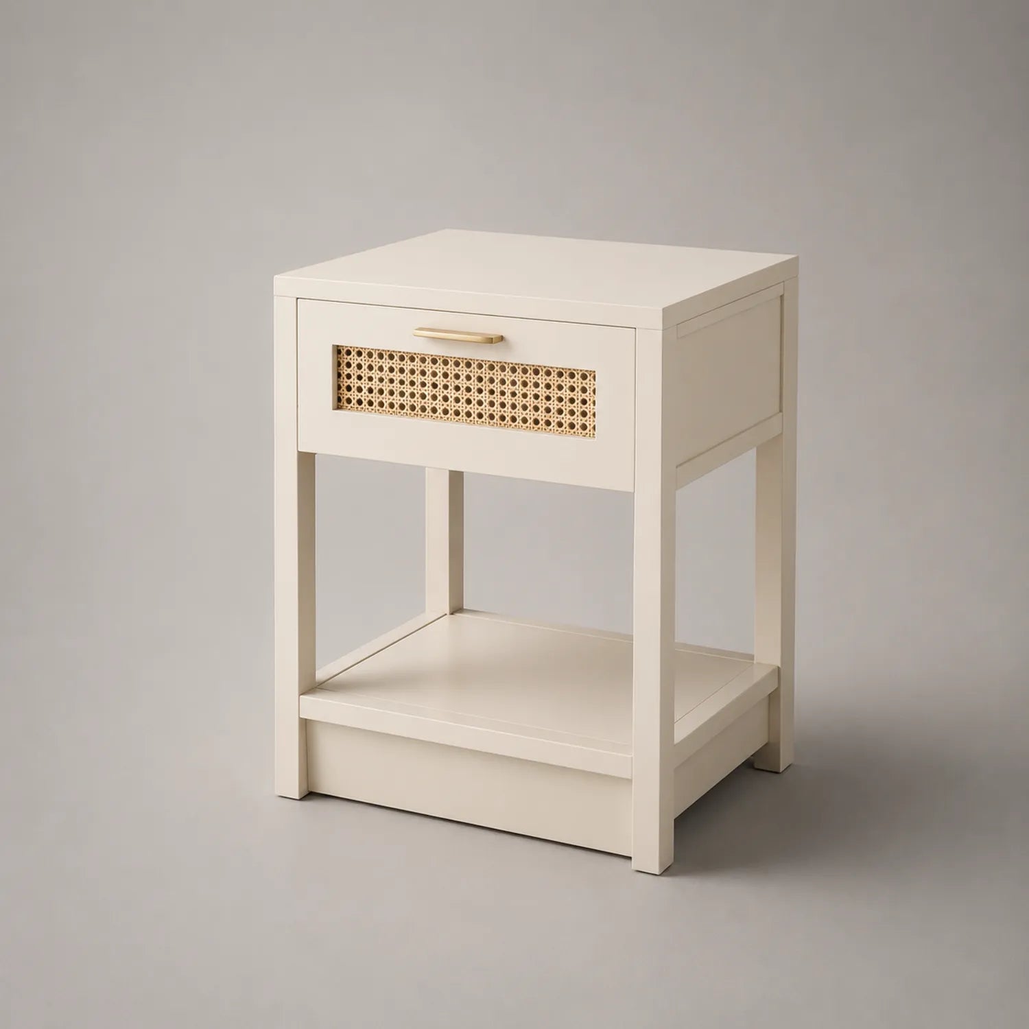 Holz-Nachttisch mit Rattandetail in Creme 45x35x60 cm